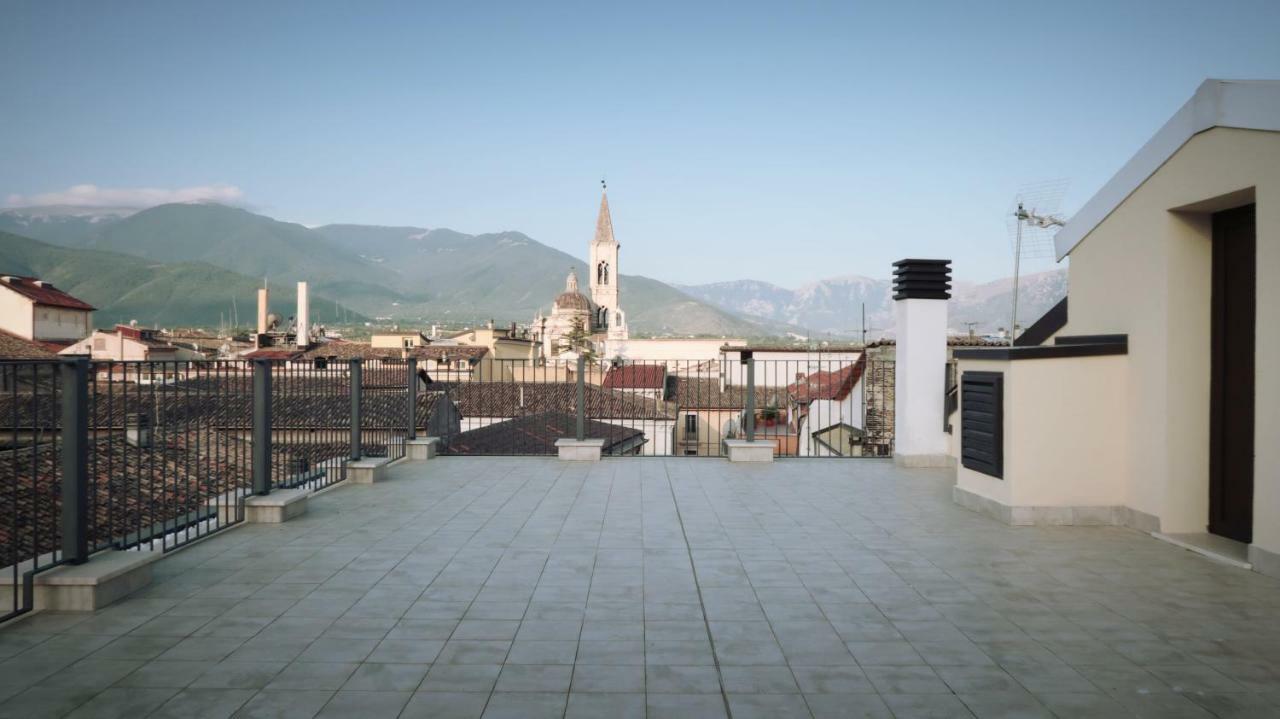Apartamento Le Ginestre Sulmona Exterior foto